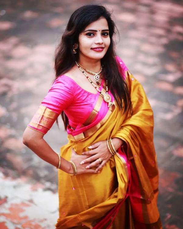 deepa alias powlenjessica committed suicide due to love failure