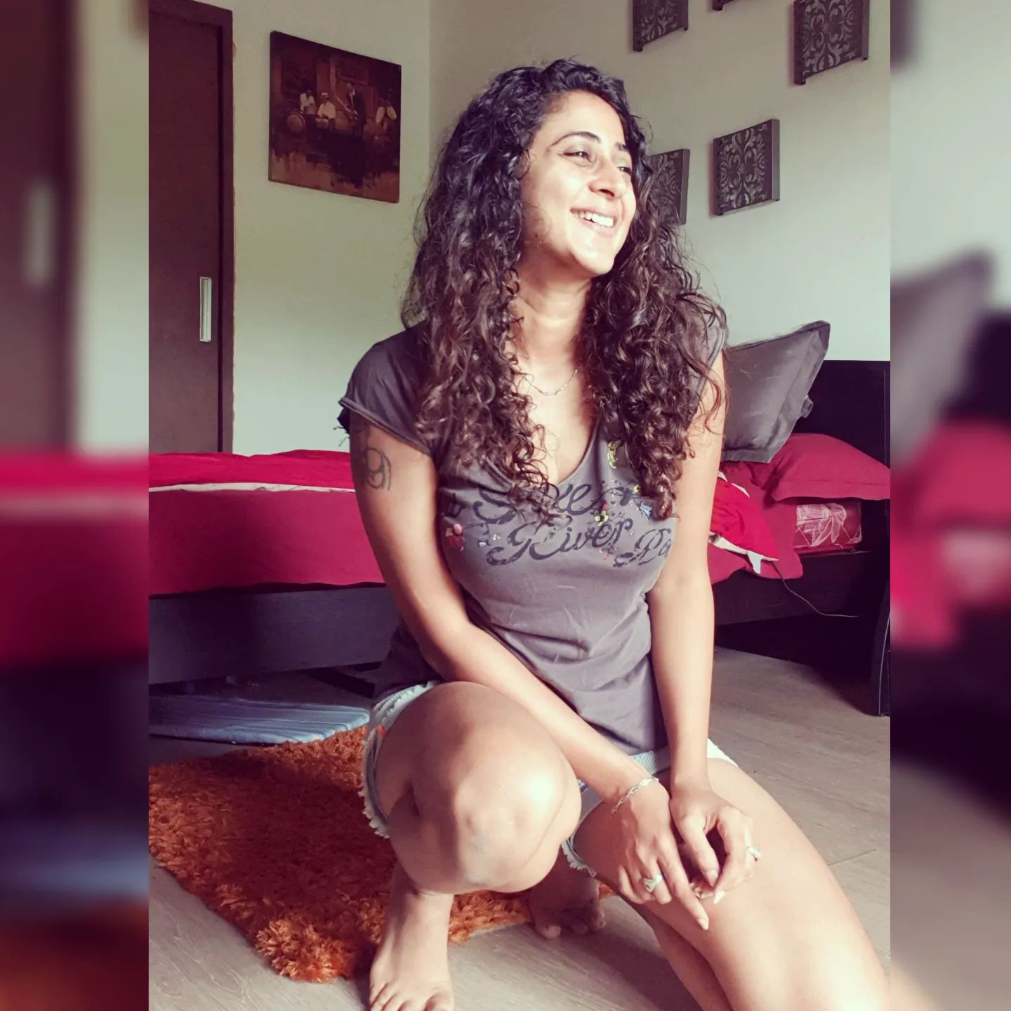 actress kanika hot photos in short dress getting viral