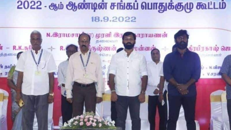 reviews must be posted only after 3 days after movie release producers council order