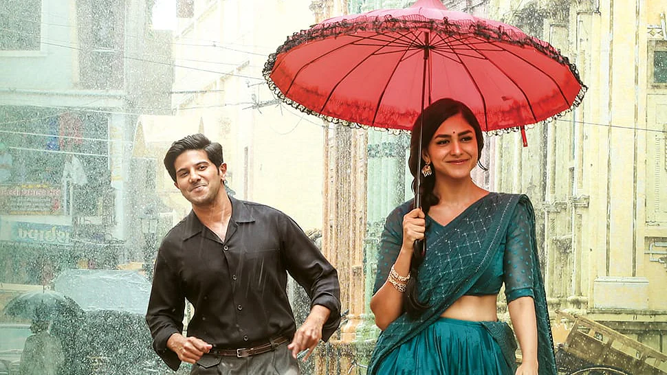 actress mrunal thakuar hot photos in topless getting viral