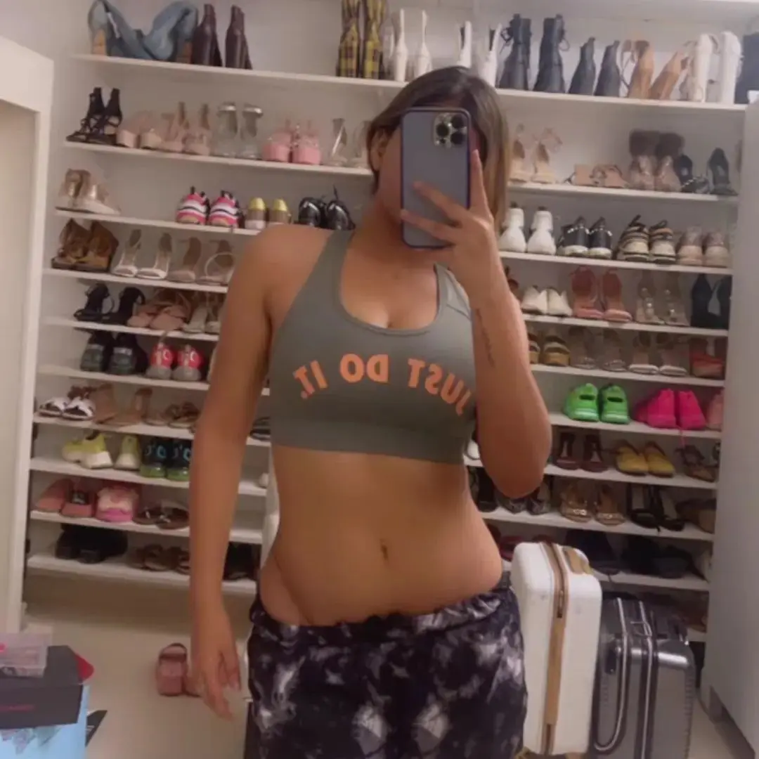 yashika savage reply to netizen who asked unwanted question with video