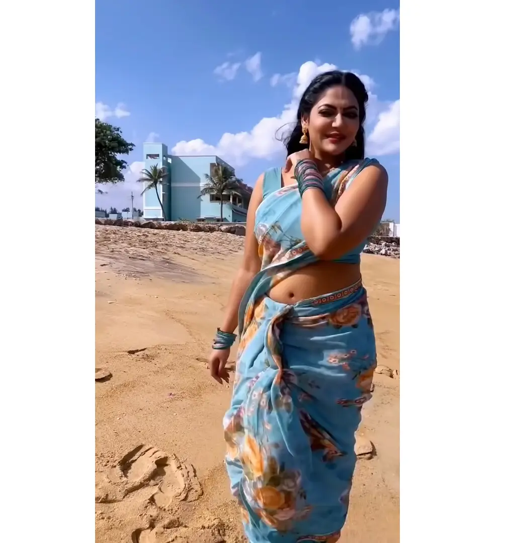 reshma pasupuleti hot photos and video getting viral on social media