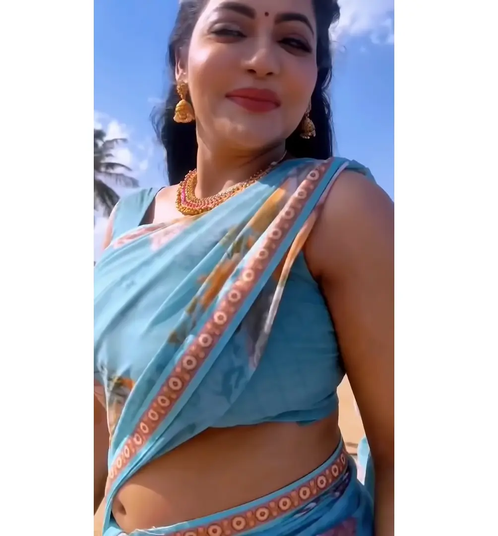 reshma pasupuleti hot photos and video getting viral on social media
