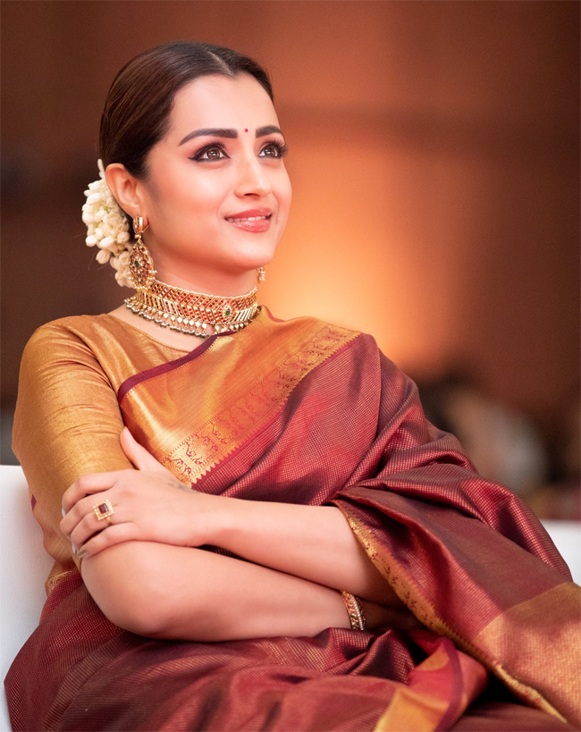 a baby kid kissing trisha poster video getting viral on social media