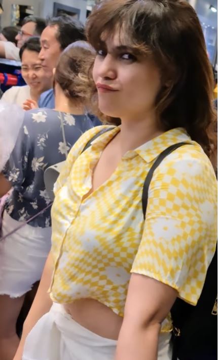 actress sherin shringar hot photos in short dress getting viral