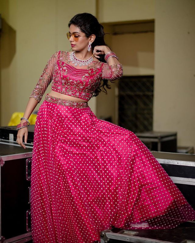 aditi shankar latest hot photos getting viral on social media