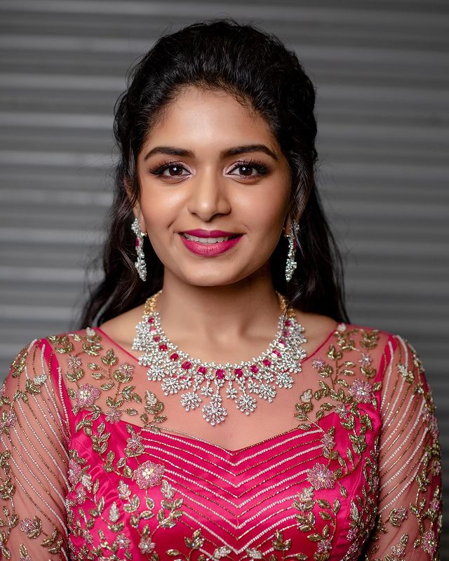 aditi shankar latest hot photos getting viral on social media