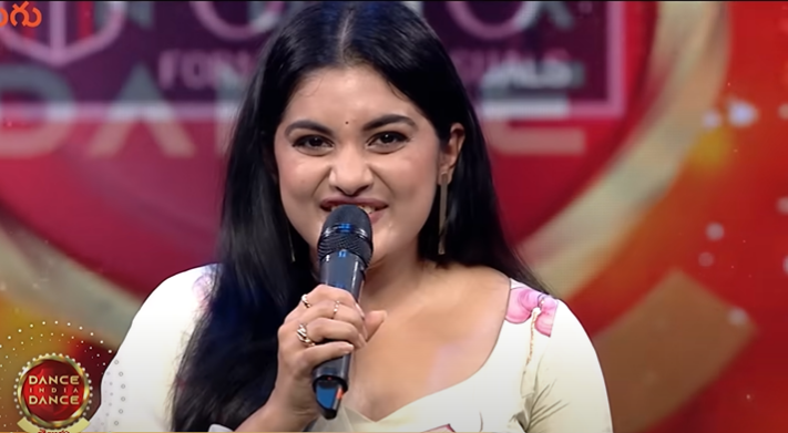 actress nivetha thomas latest photos shocks netizens and fans