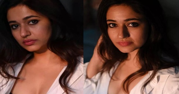 actress poonam bajwa hot photos showing navel getting viral