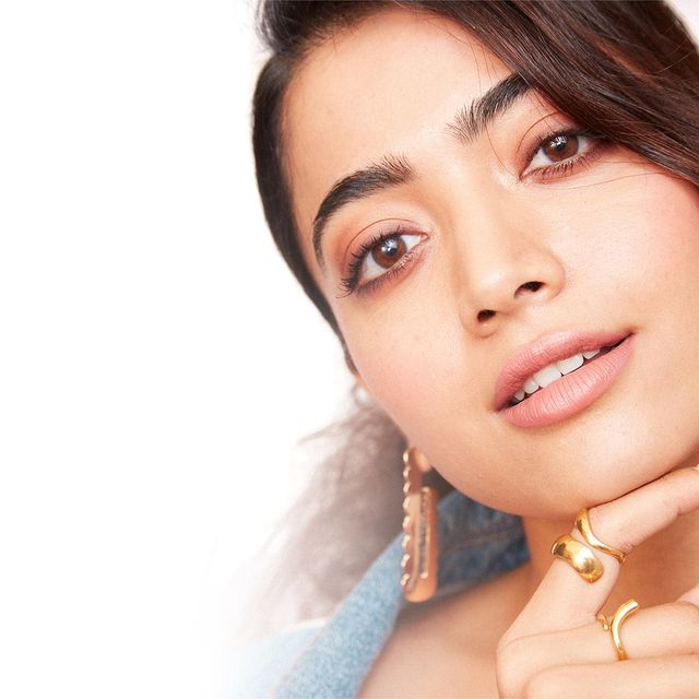 rashmika hot photos wearing denim pants viral