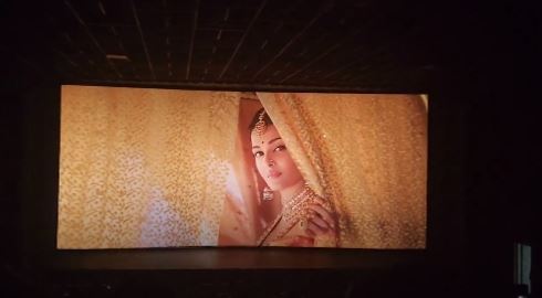 ponniyin selvan part 1 release getting positive reviews and twitter trending