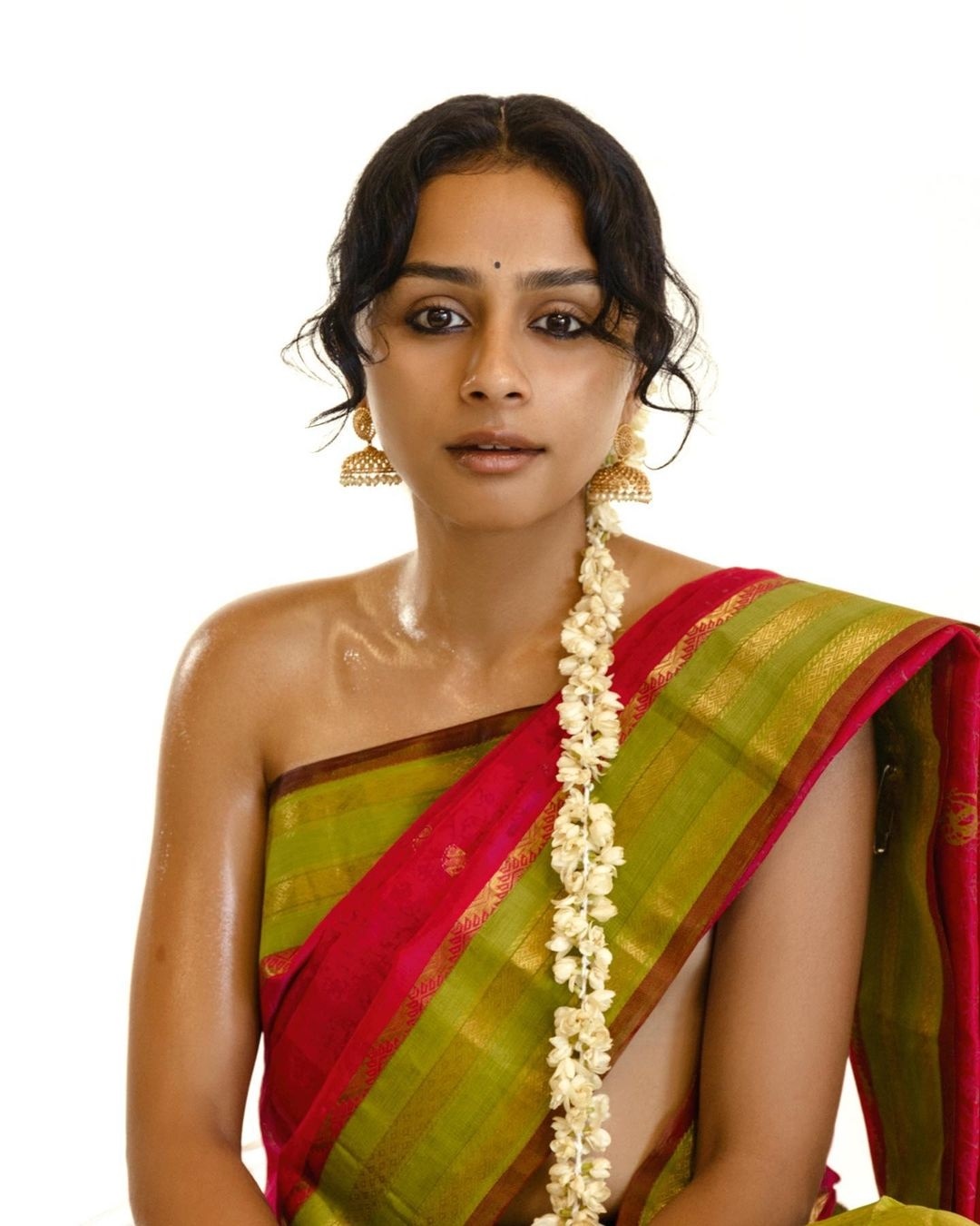 pragathi guruprasad hot photos without blouse fir oil advertisement