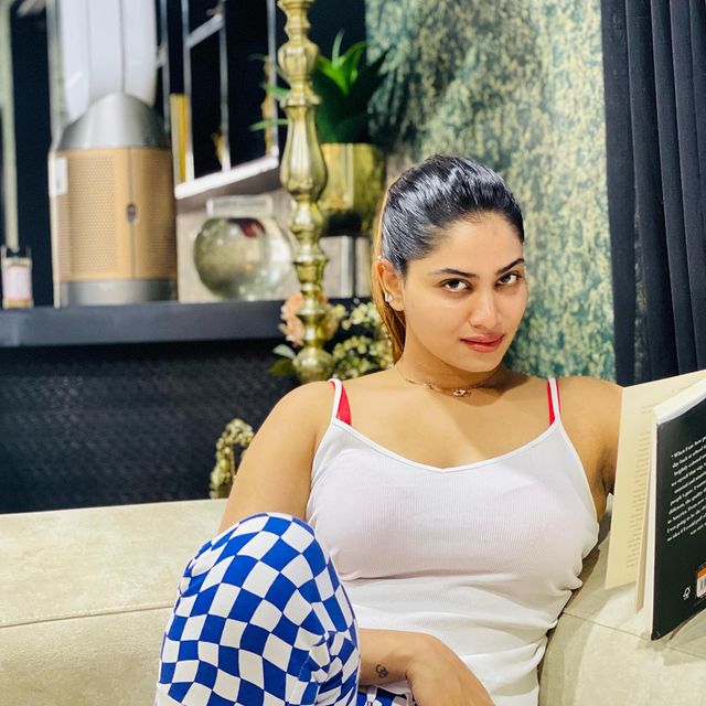 shivani narayanan hot photos in inners getting trending on social media