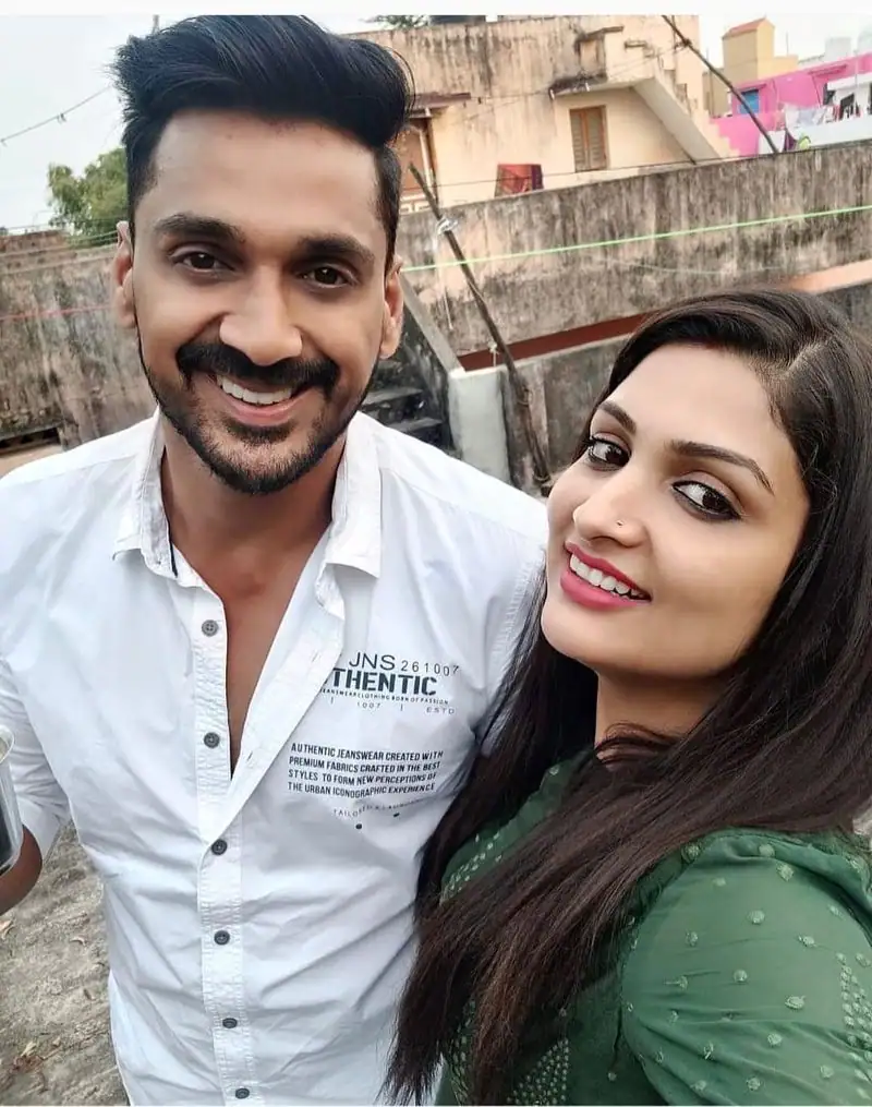 actress divya sridhar about actor arnav interview and complaint issue getting trending on social media