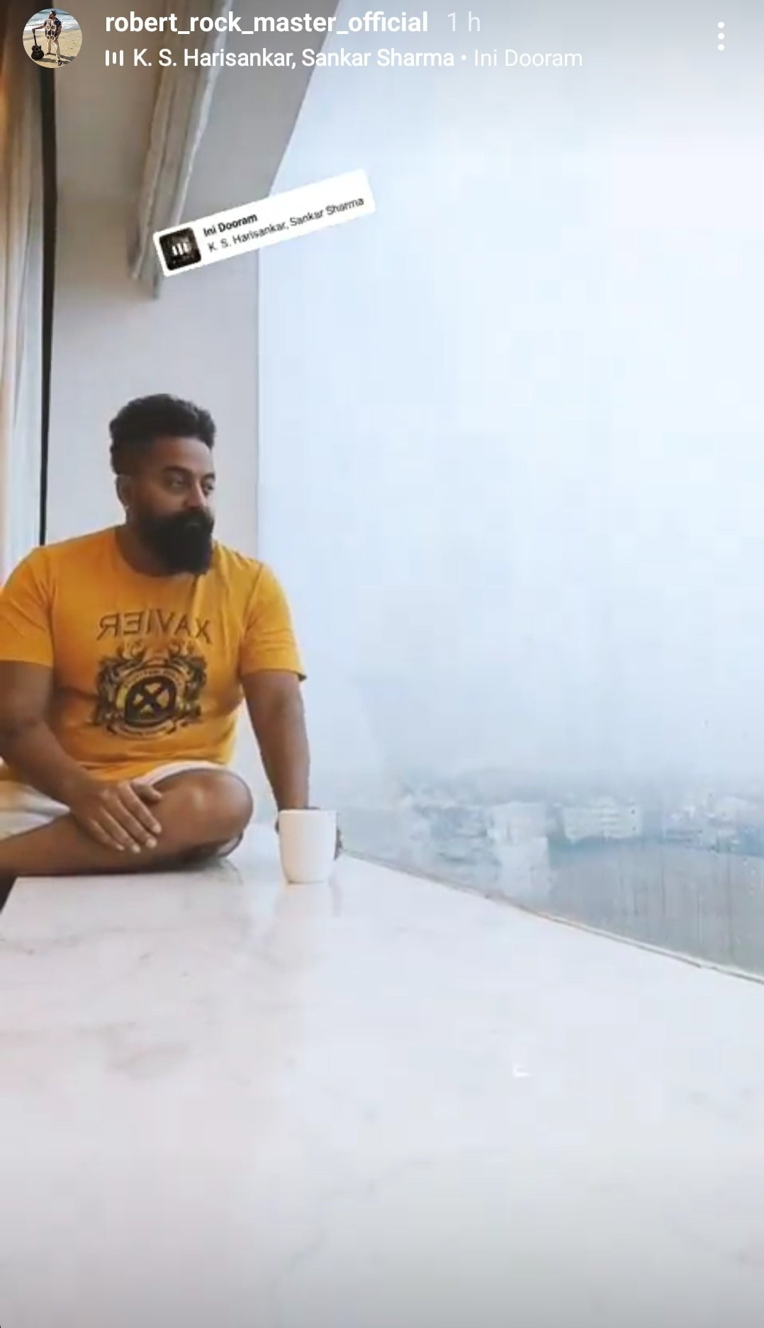 popular tamil actor celebrity is participating in biggboss season 6 tamil confirmed by a photo