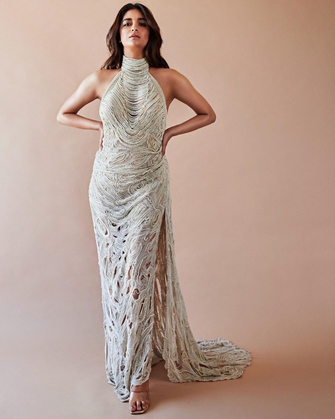 keerthy suresh hot photos in thread like dress getting viral