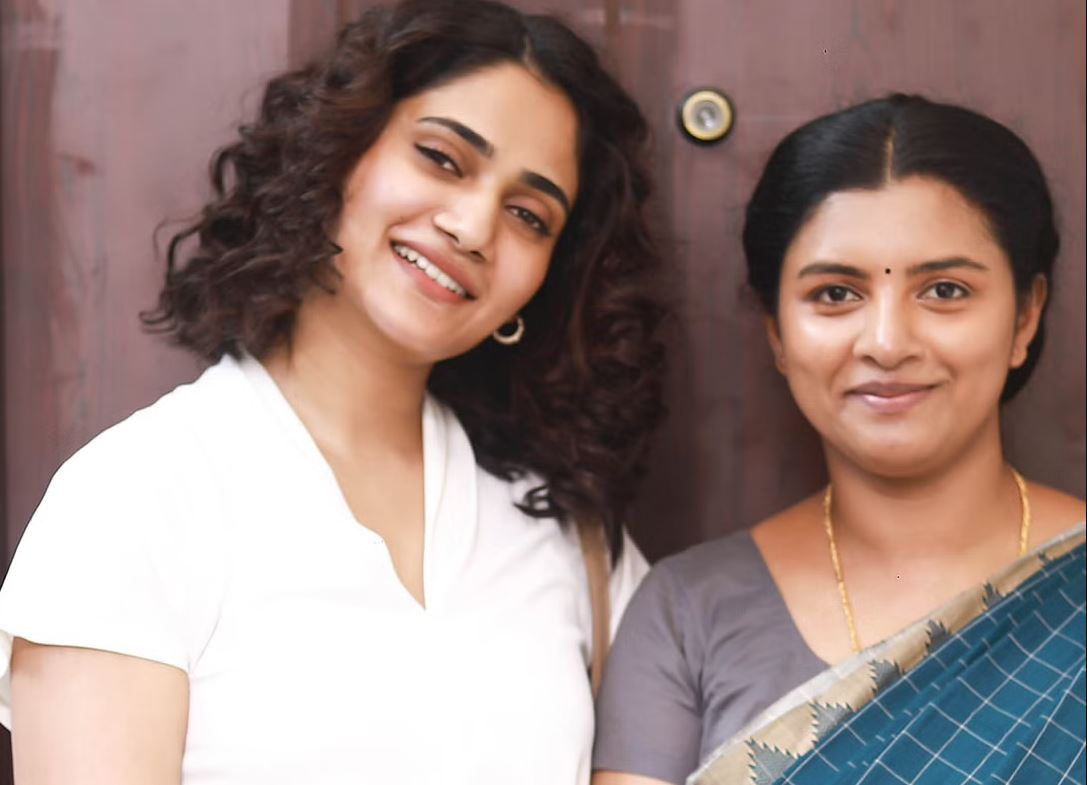 annapoorani first look poster getting viral starring losliya and lijomol jose