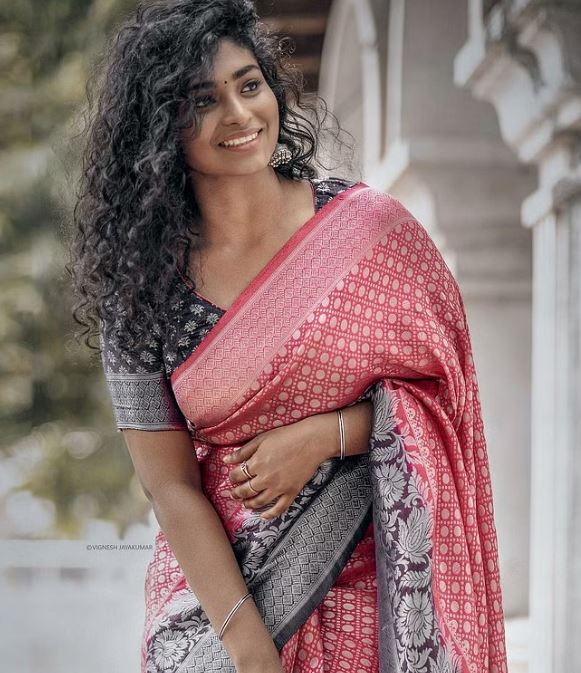 cynthia kisses mom in her lip netizens reactio viral