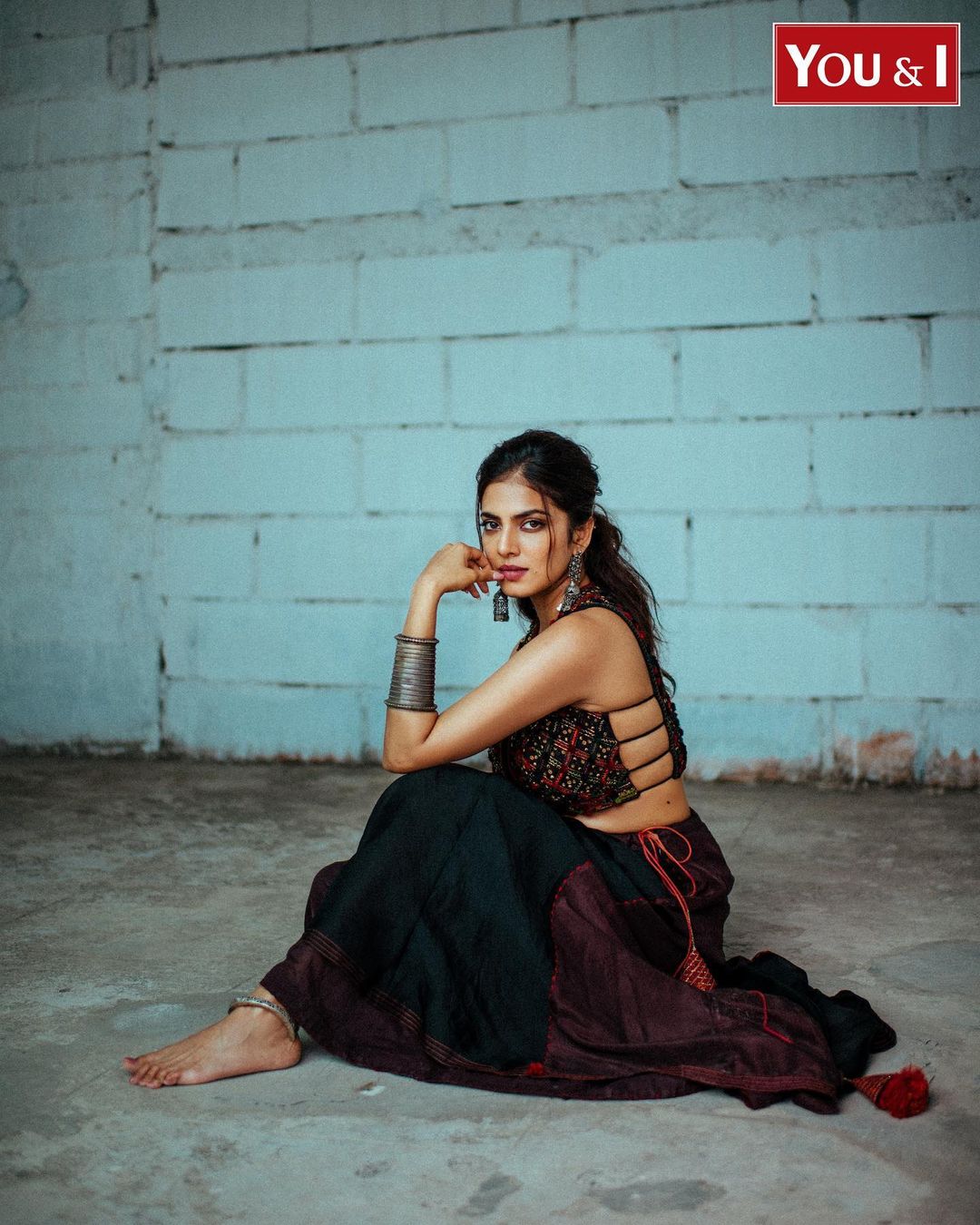 malavika mohanan hot photos showing mole on her body in hip