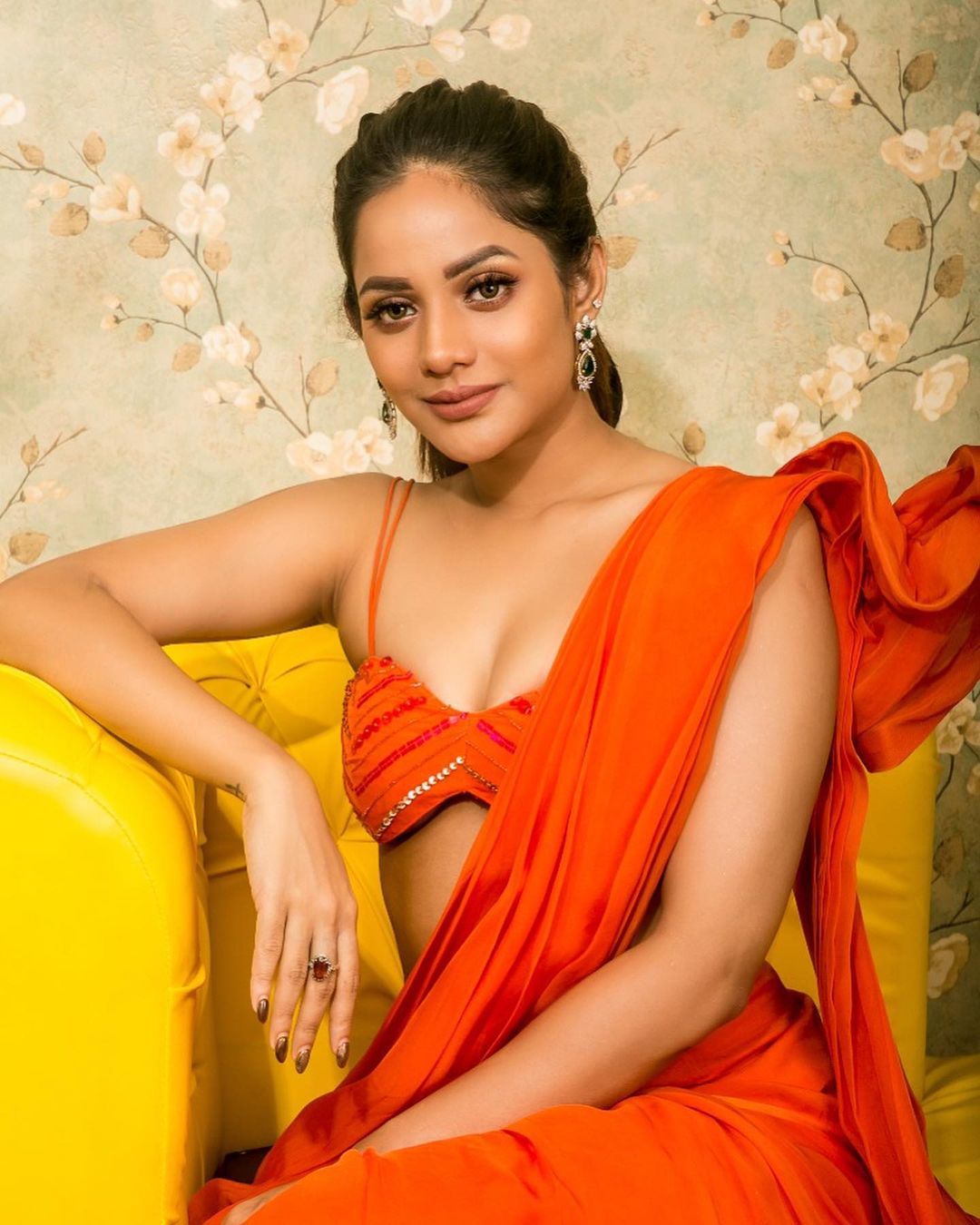 aiswarya dutta hot photos in orange colour dress getting viral