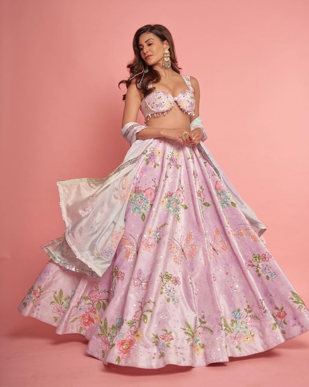 amyra dastur hot photos in grand dress getting viral on social media