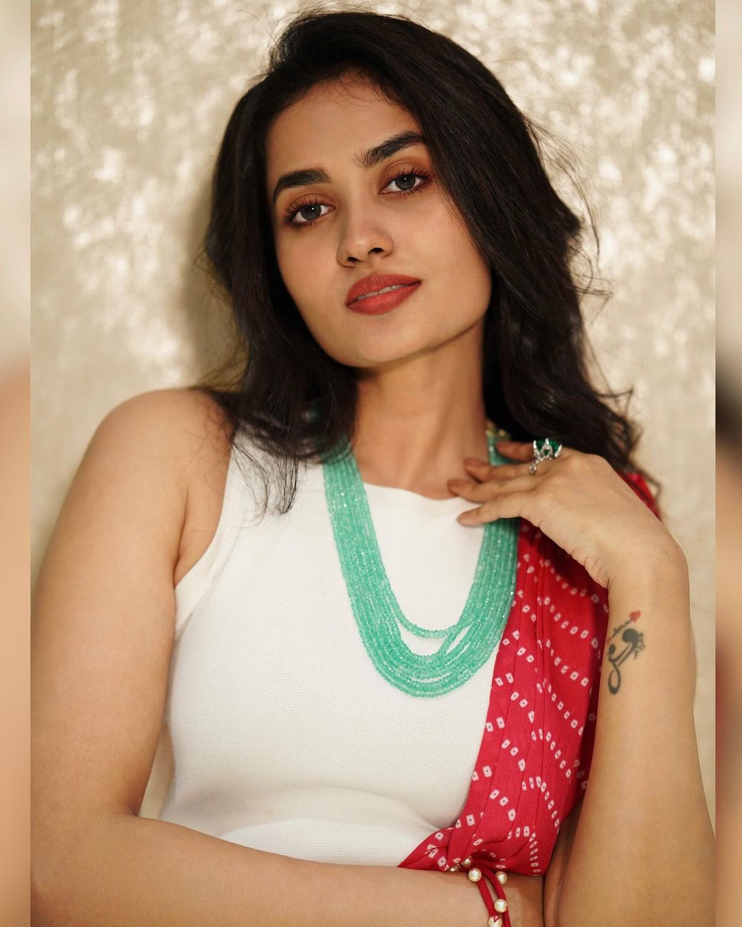 teju ashwini hot photos in pink dress getting viral on social media