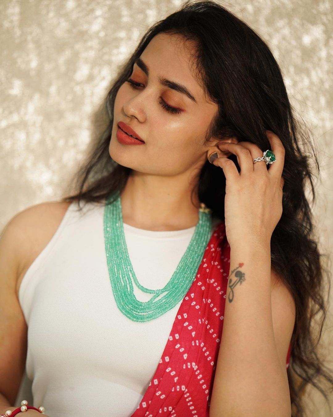 teju ashwini hot photos in pink dress getting viral on social media