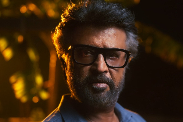 ramya krishnan instead of latha rajinikanth photo getting viral on social media