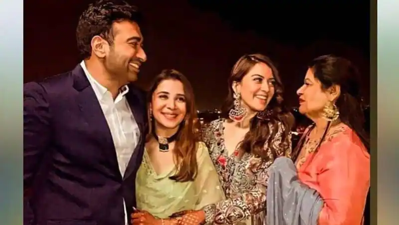 hansika motwani brother divorce applied in court getting sensational on social media