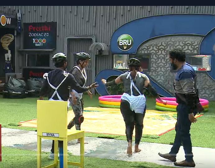 myna nandhini was bodyshamed on diaper task and her husband yogeswaran felt bad on these comments