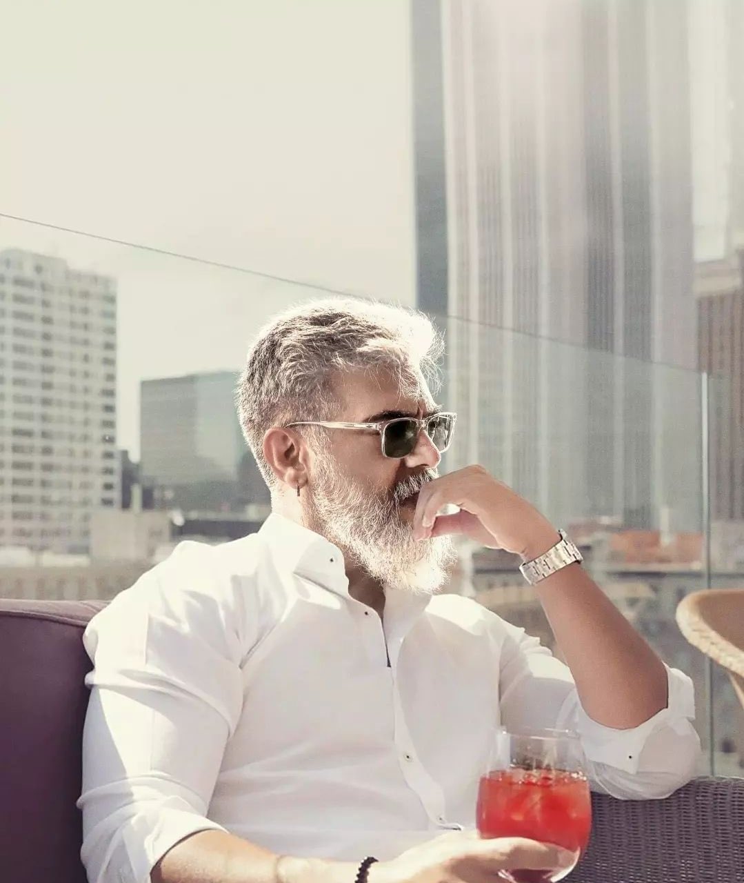 ajith kumar latest photo got trolled by netizens as it got edited shared by actors