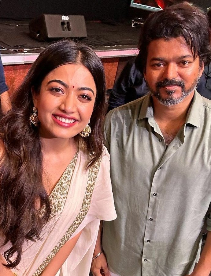 rashmika advises fans following the car for not wearing helmet viral video