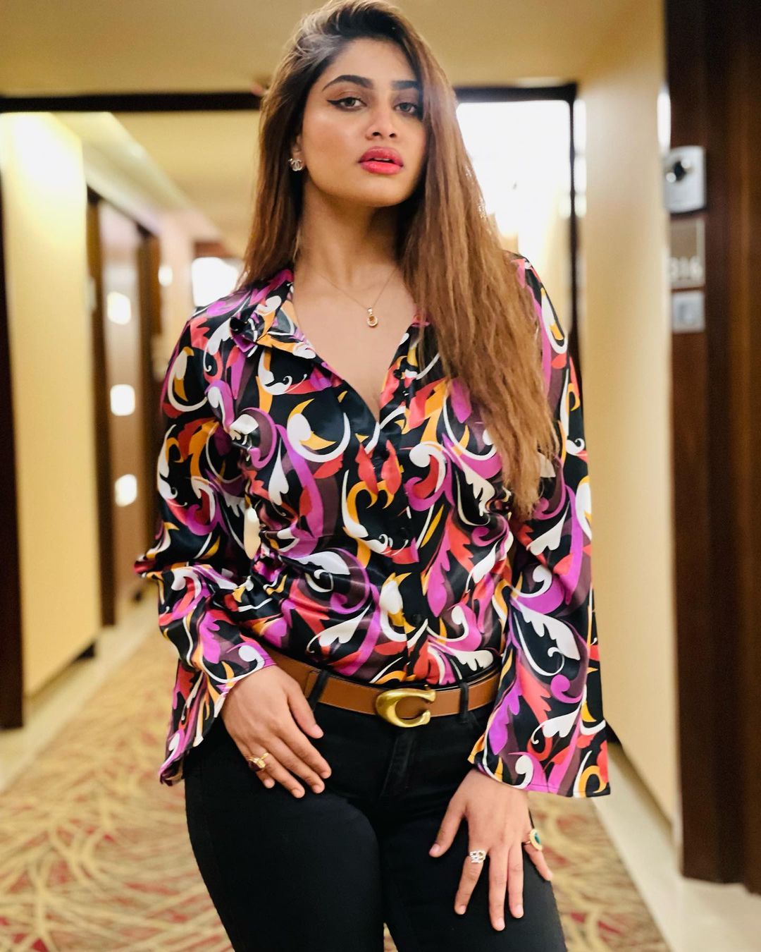 shivani narayanan hot photos and posing getting viral on social media