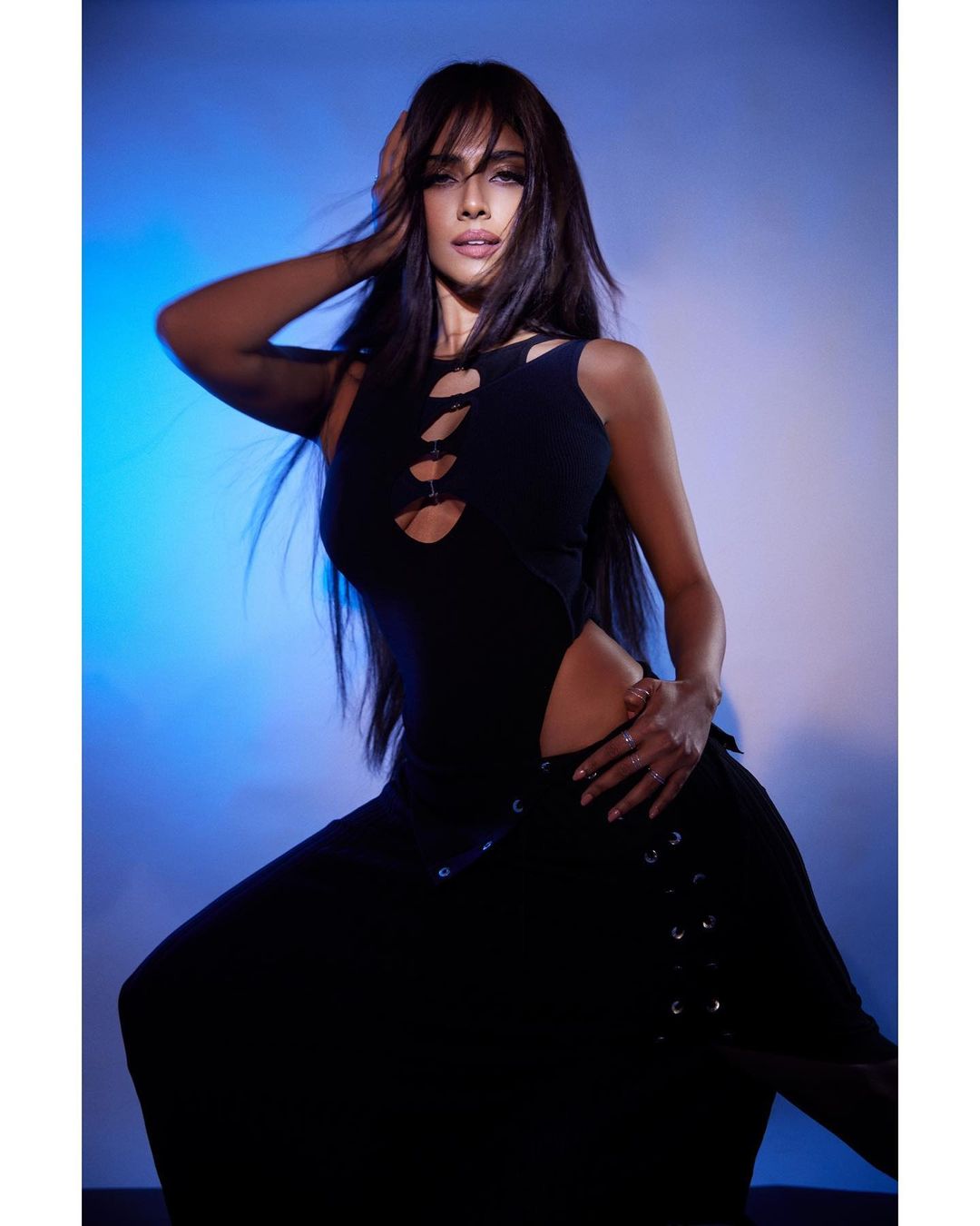 malavika mohanan hot photos getting viral on social media