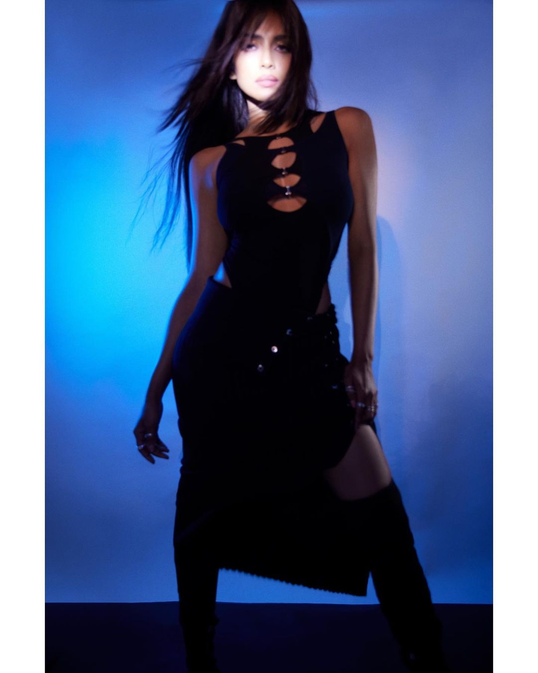 malavika mohanan hot photos getting viral on social media