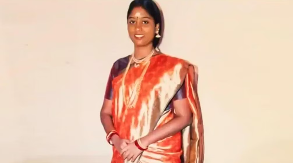 cook with comali fame deepa shankar earlier slim photos getting viral on social media