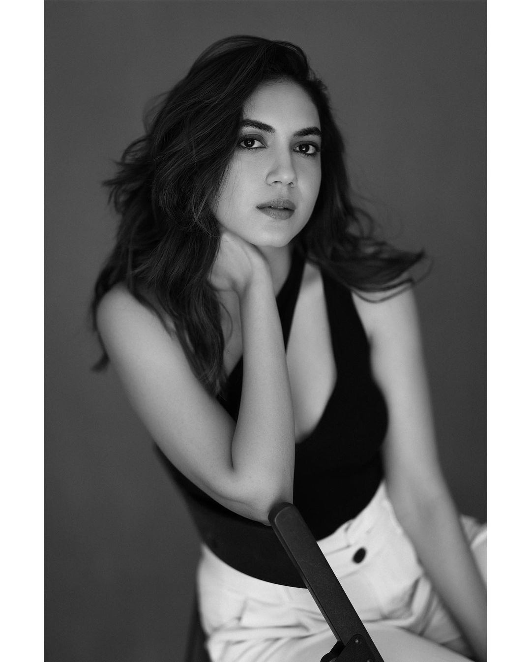 ritu varma latest hot photos in stylish dress