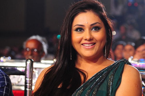 namitha video created issue and netizens comments getting viral