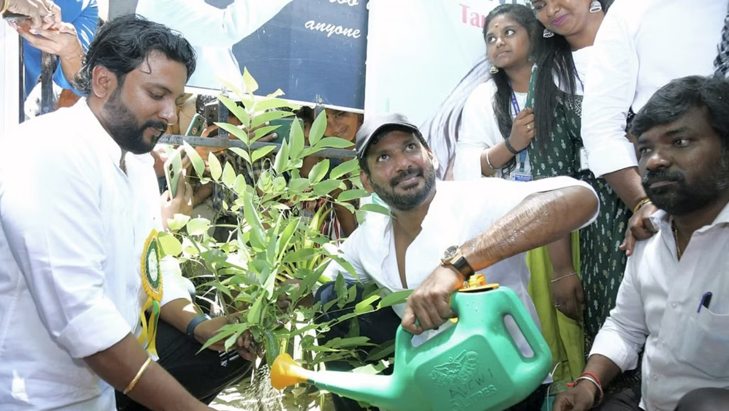 vishal speaks about nayanthara not attending promotion